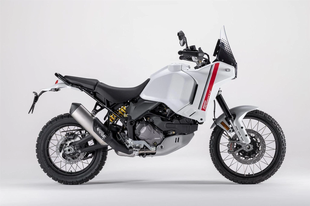 Ducati DesertX (2022)