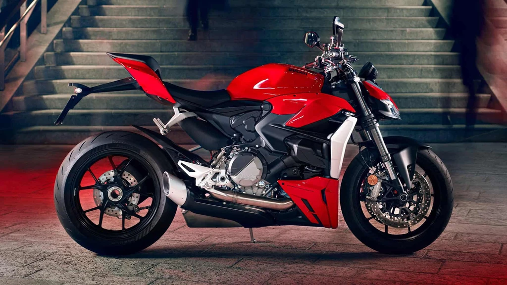 Ducati Streetfighter V2 (2022)