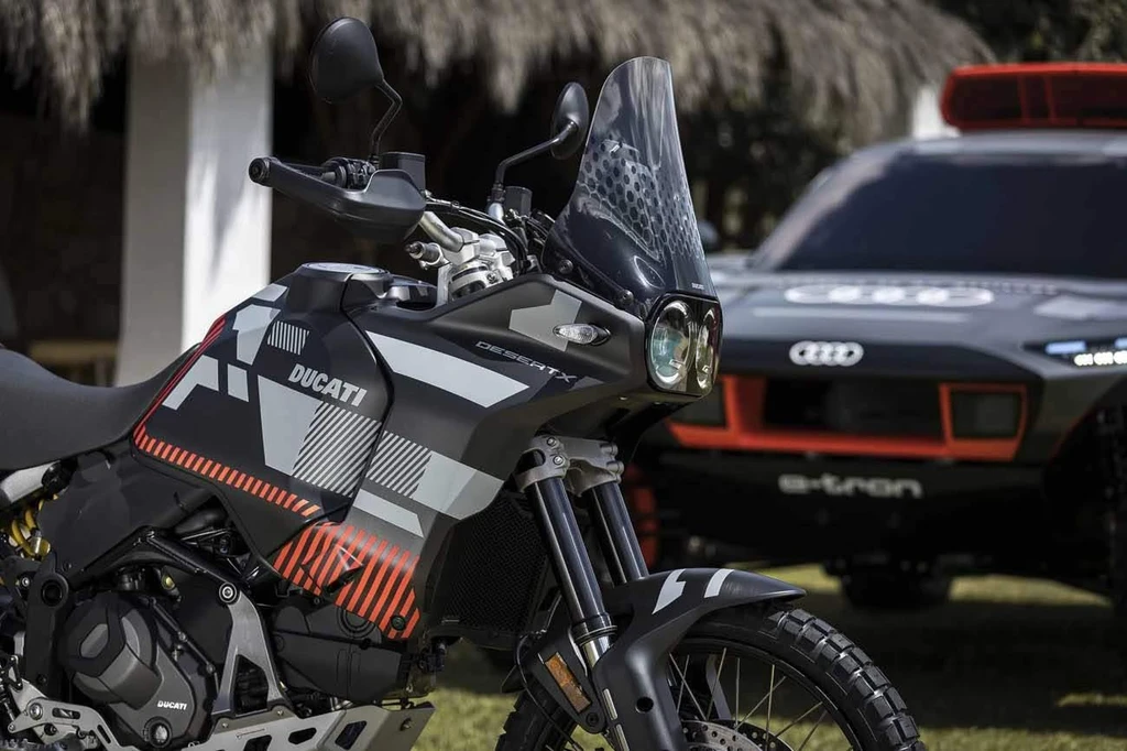 DucatiDesertX RS Q e-tron Special Edition (2022)