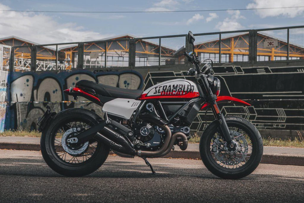 DucatiScrambler 800 Urban Motard (2022)