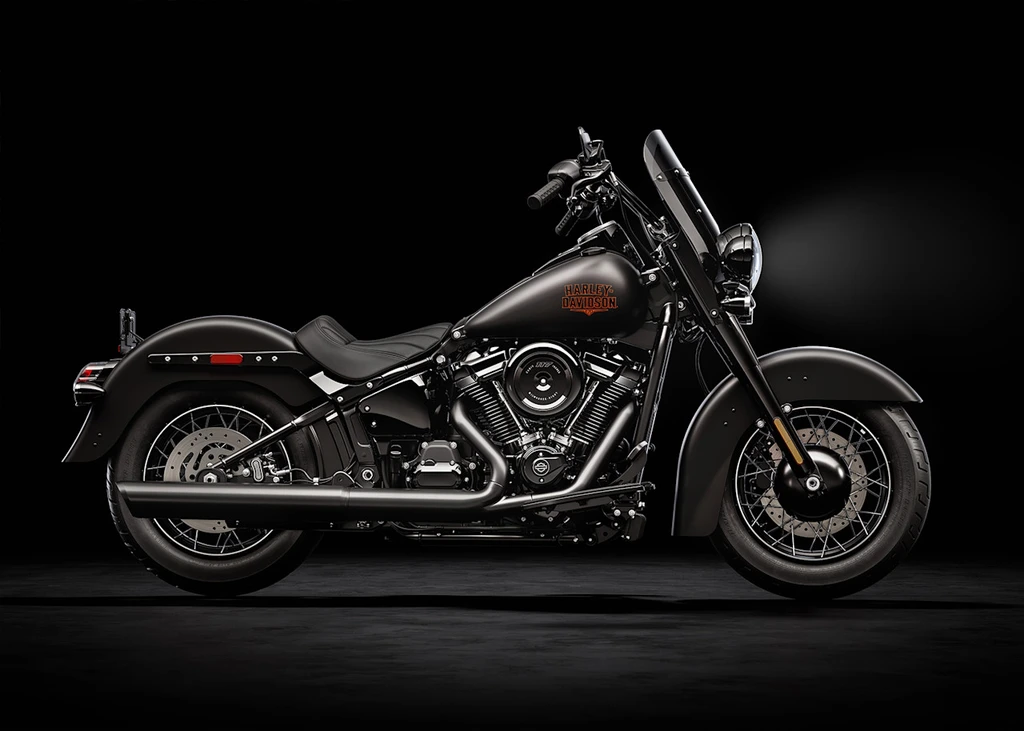 2026-harley-davidson-deadwood-3-throttlecraze.com