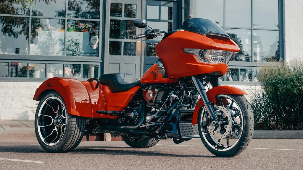 2026-harley-davidson-road-glide-3-1-throttlecraze.com