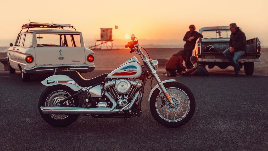 2026-harley-davidson-super-glide-2-throttlecraze.com