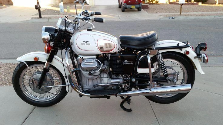 Moto Guzzi V-7 750 Special (1969-72)