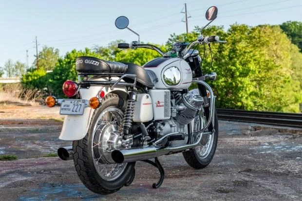Moto Guzzi V-7750 Ambassador (1970)
