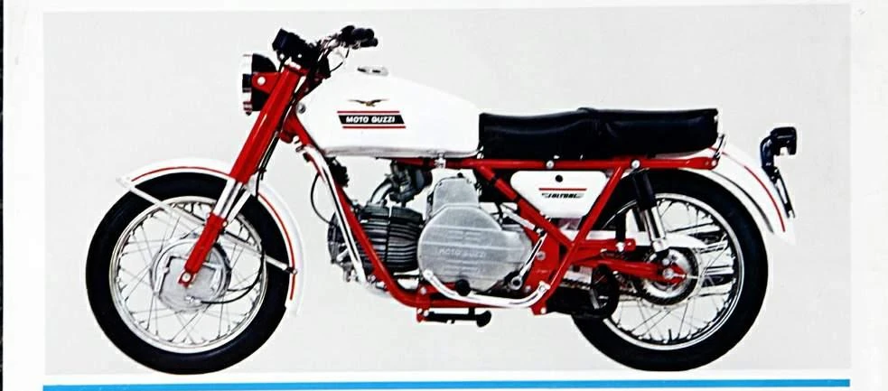 Moto Guzzi Nouvo Falcone 500 CF (1971 -)