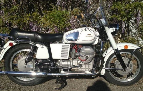 Moto Guzzi 850 Eldorado Police (1972 - 73)