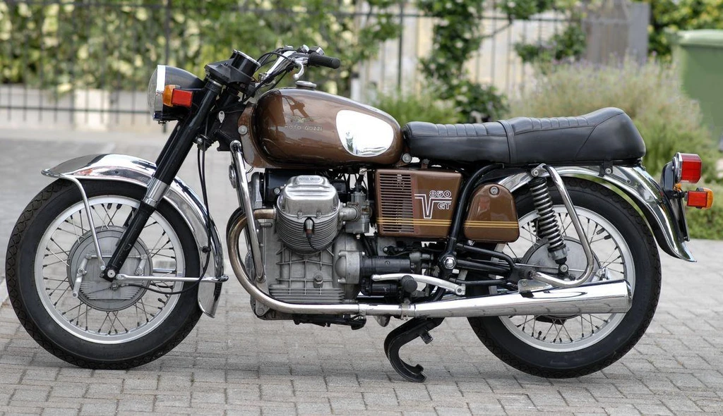 Moto Guzzi 850GT (1972 -)