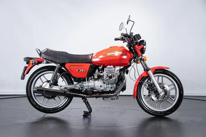Moto Guzzi V 35II (1981 - 84)