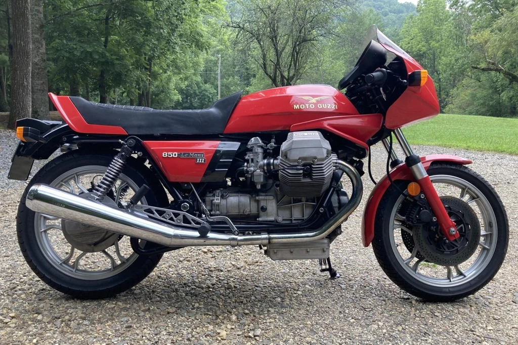 Moto Guzzi 850 Le Mans Mark III (1983)
