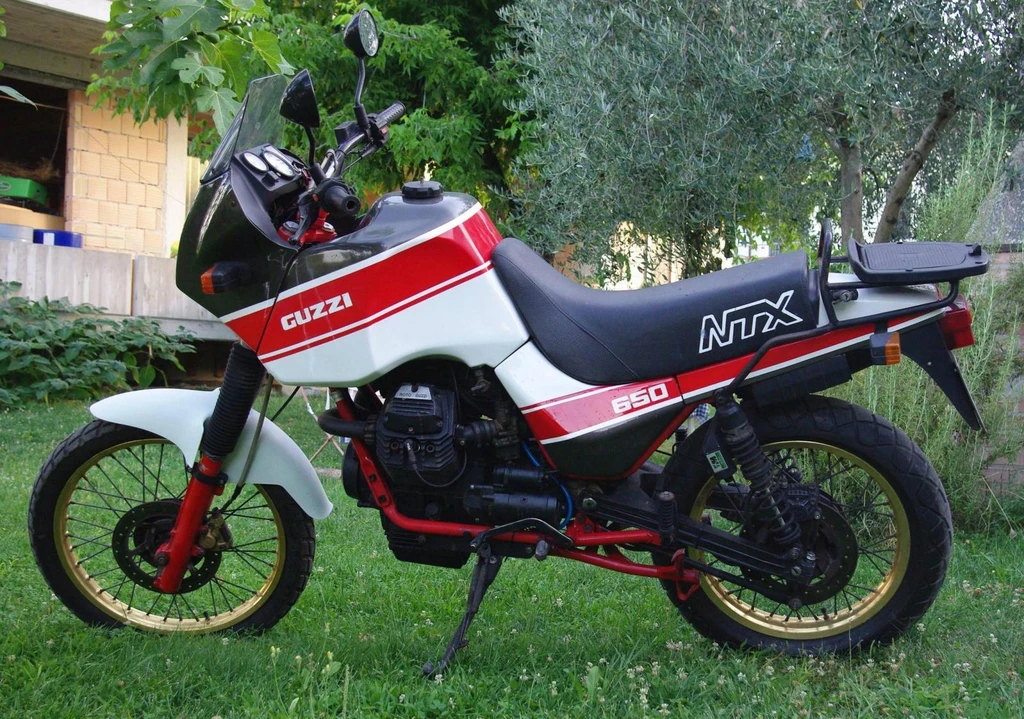 Moto Guzzi NTX 650 (1990 -)