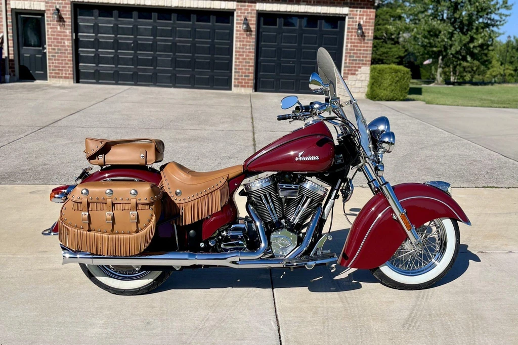 Indian ChiefVintage (2001 - 2002)
