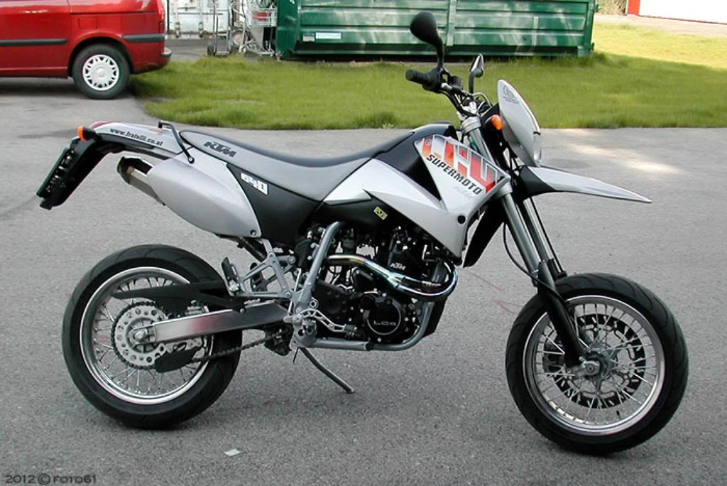 KTM 640 LC4Supermoto (2001 - 2002)