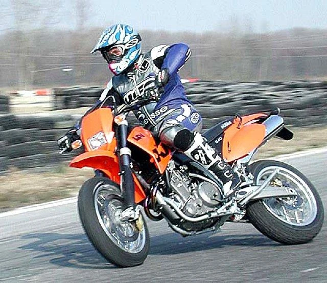 KTM 640 LC4Supermoto (2001 - 2002)