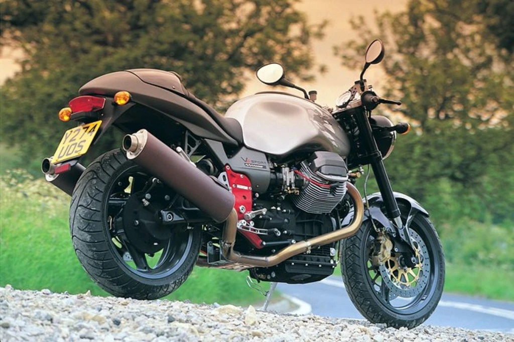 Moto Guzzi V 11 Sport Naked (2002)