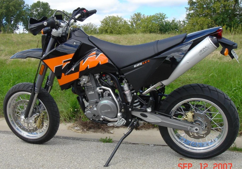 KTM 625 SMC (2004)