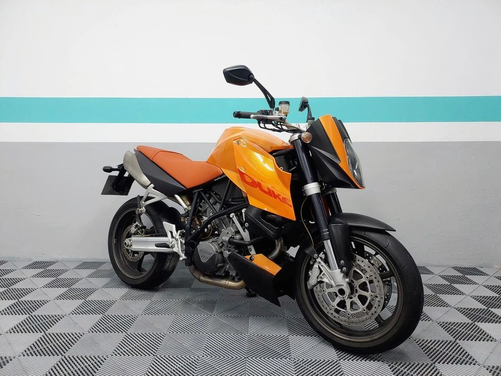 KTM 990 Super Duke (2005)