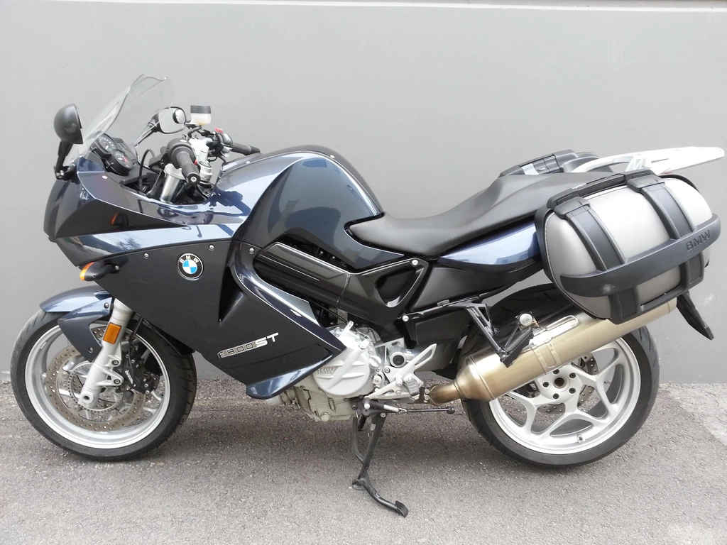 BMW F 800ST (2009)