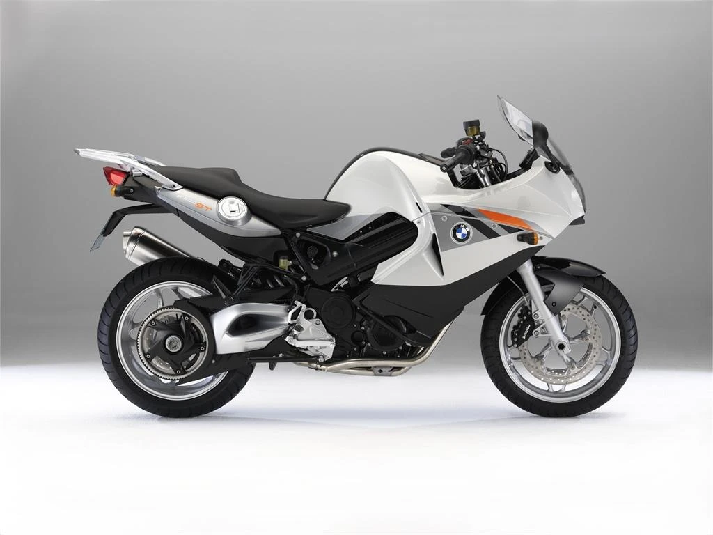 BMW F 800ST (2010)