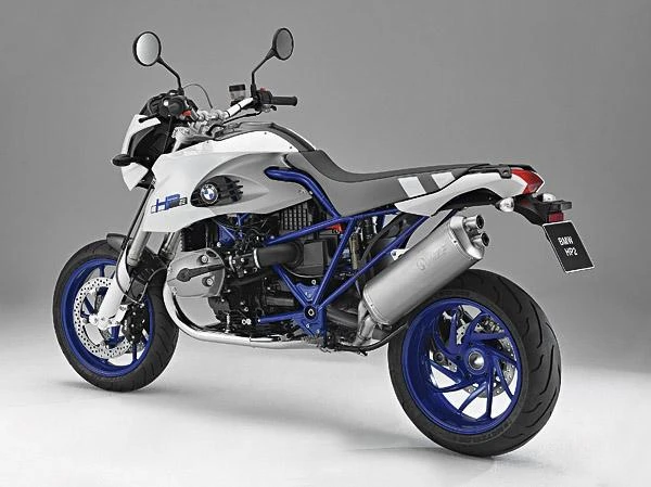 BMW HP2 Megamoto (2010)