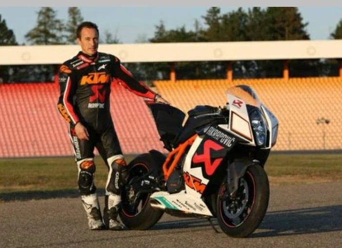 KTM RC8R 1190 Akrapovic Replica IDM (2010)