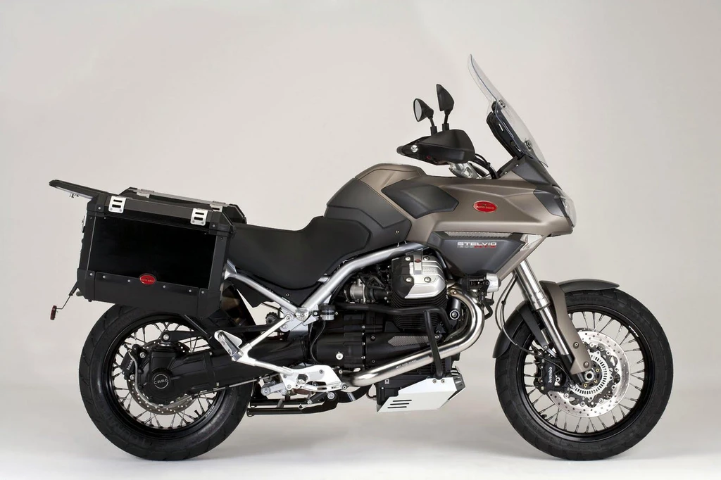 Moto Guzzi Stelvio 1200 (2010)