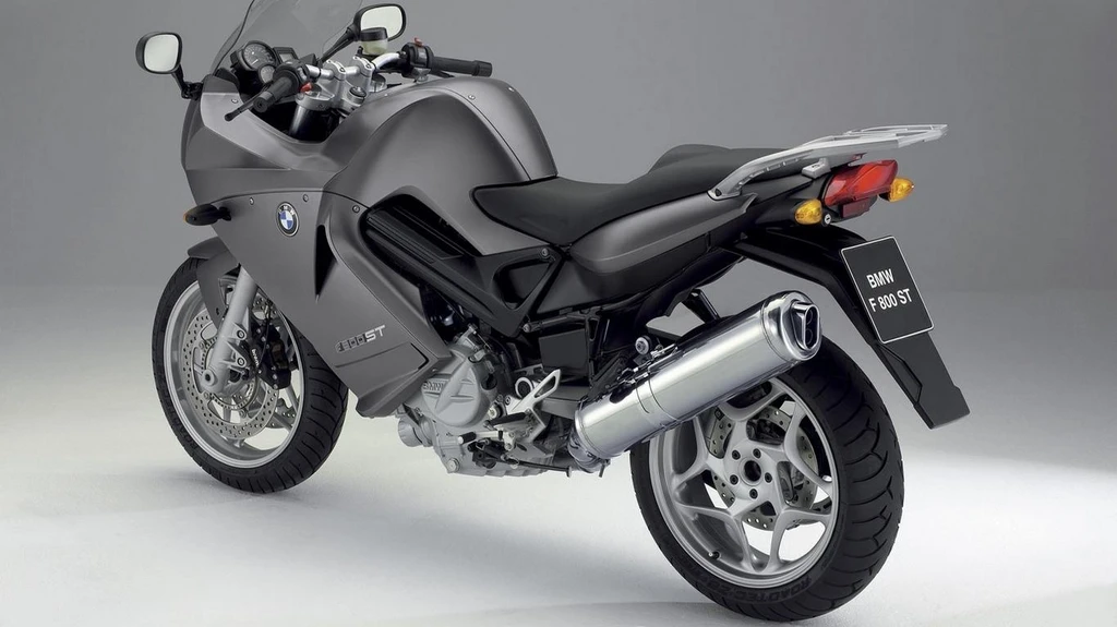 BMW F 800ST Touring (2011)