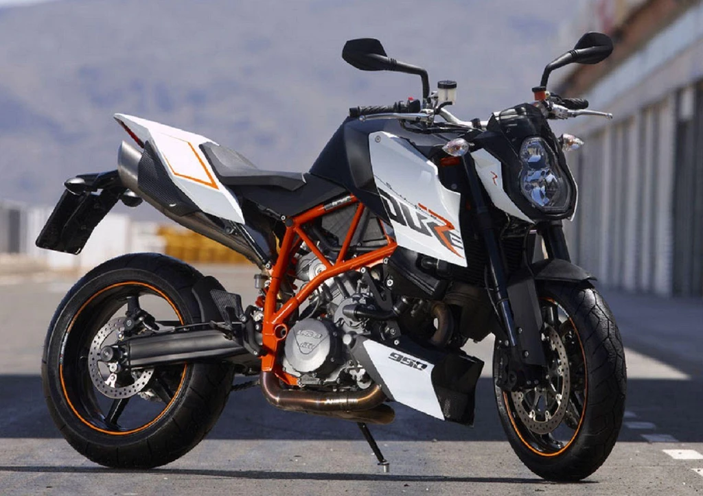 KTM 990 Super Duke R (2011)