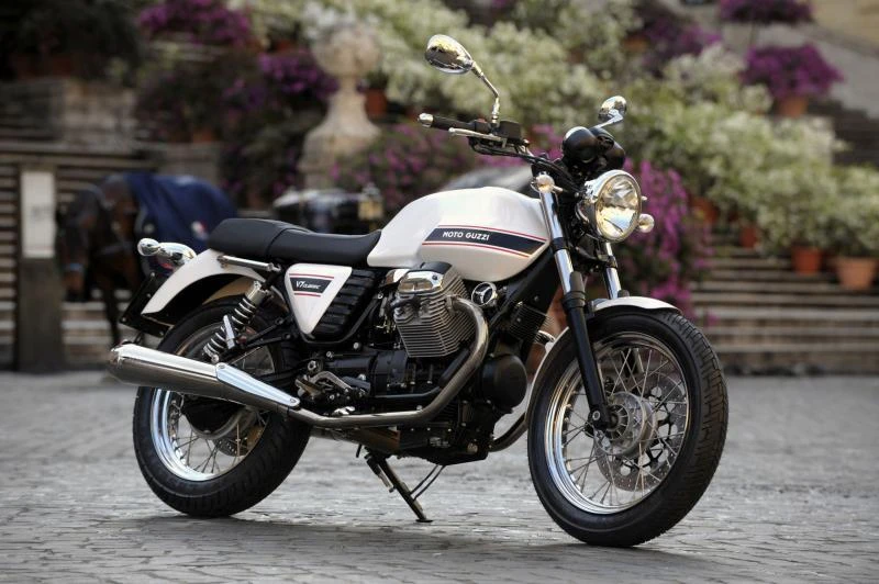 Moto Guzzi V7 Classic (2012 - 2013)