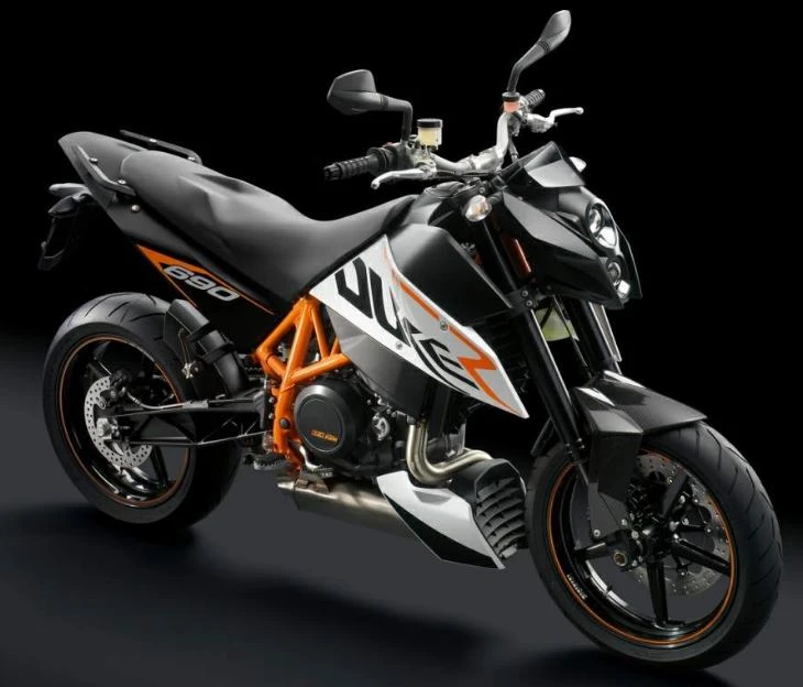 KTM 690 Duke R (2012)