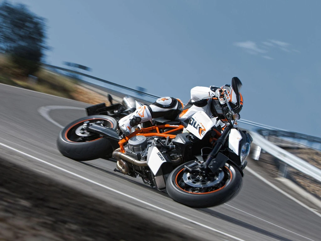 KTM 990 Super Duke R (2012)