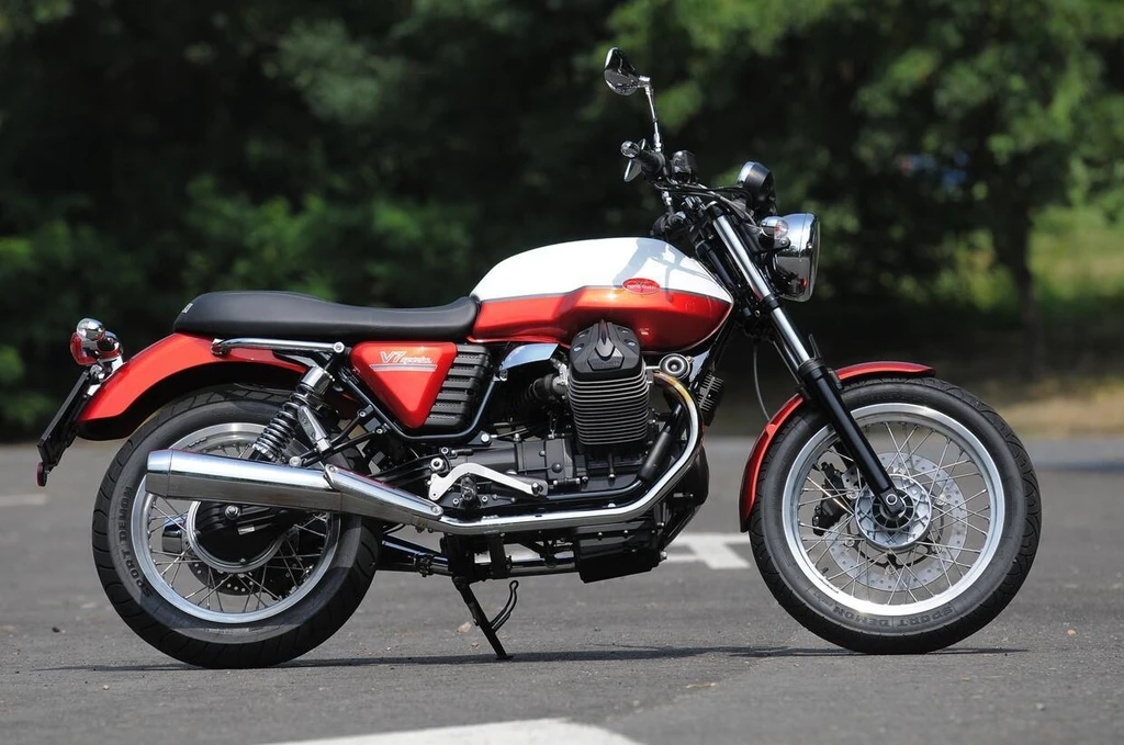 Moto Guzzi V7 Special (2012)