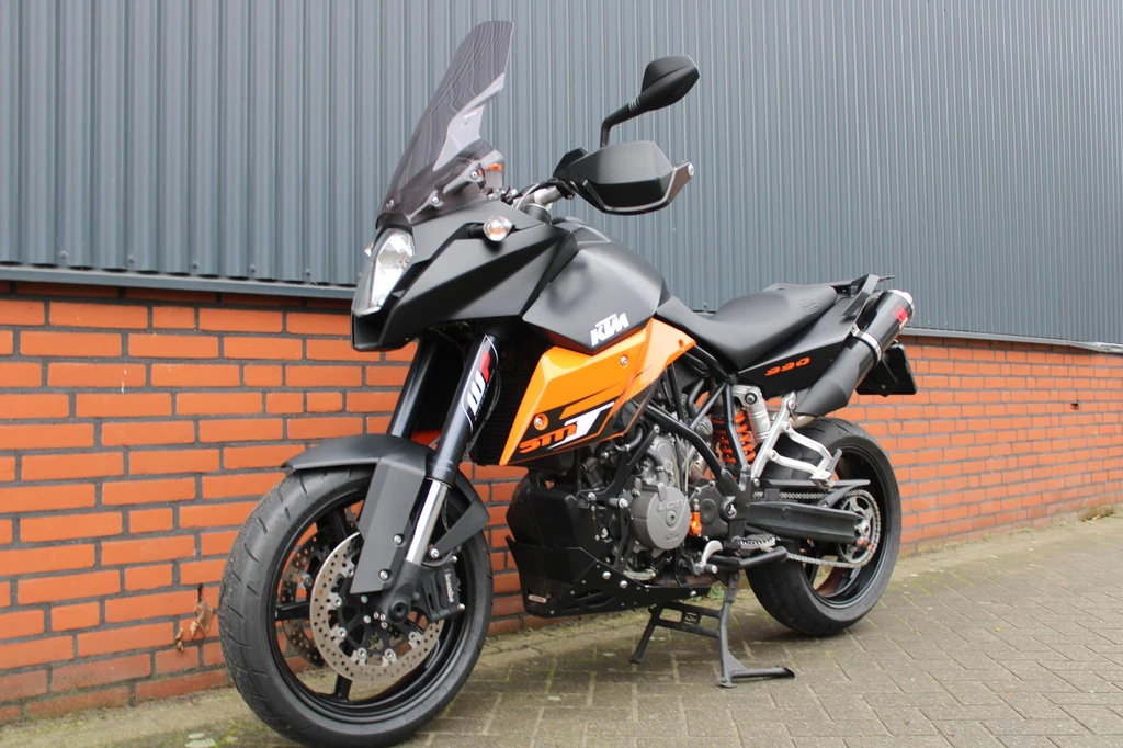 KTM 990 Supermoto T (2013)