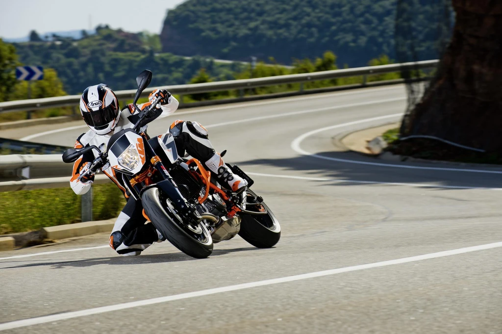 KTM 690 Duke R (2014)