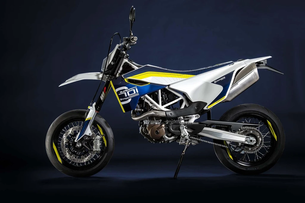 Husqvarna 701 Supermoto (2015 - 2016)