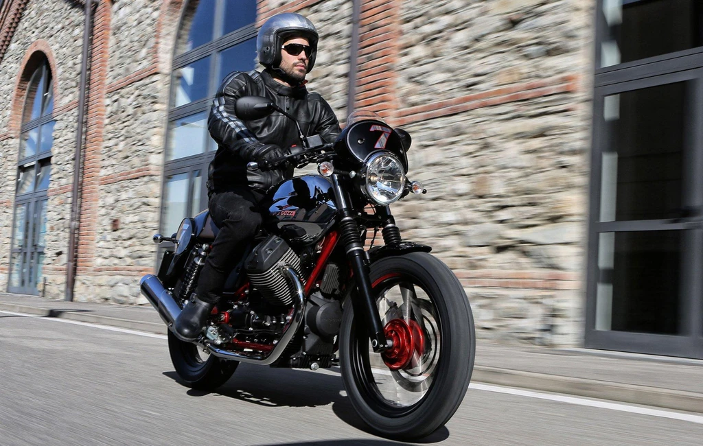 Moto Guzzi V7 II Special (2015 - 2016)