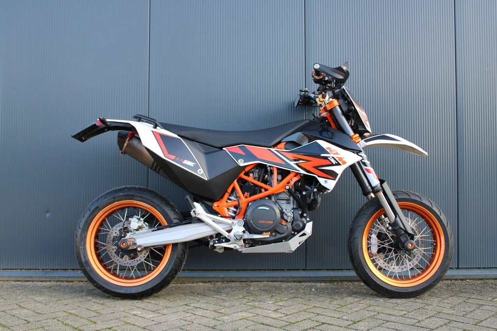 KTM 690 SMC-R (2016 - 2017)