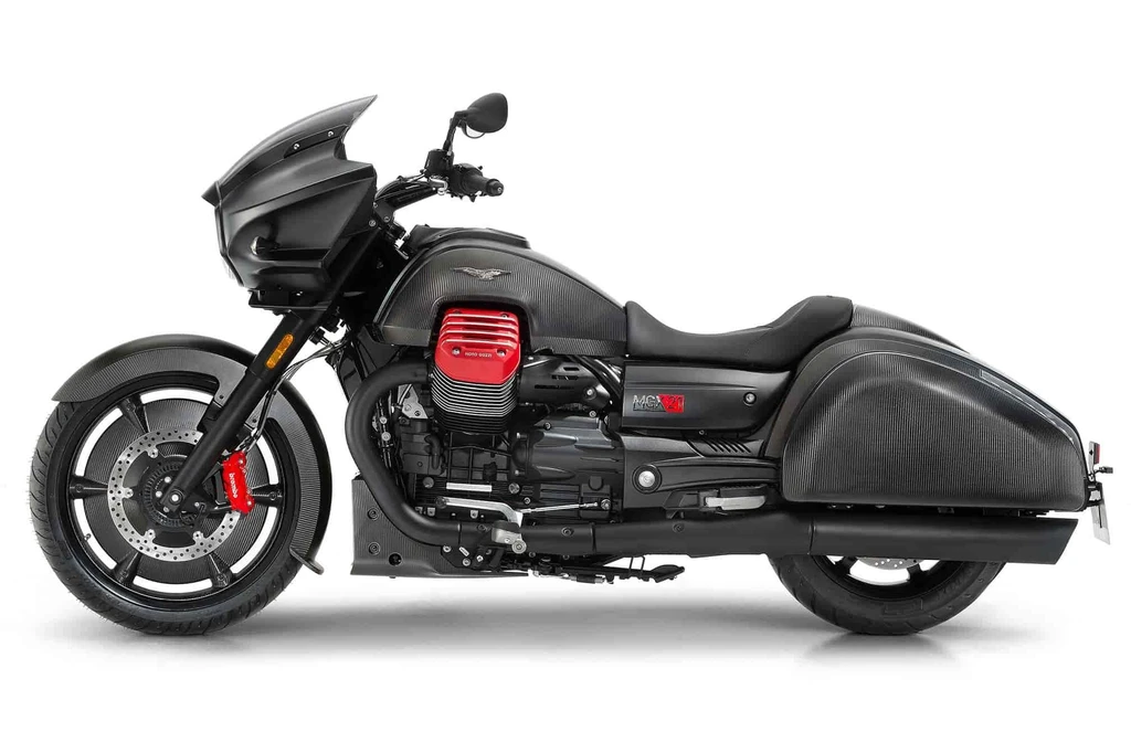 Moto Guzzi MGX-21 Flying Fortress (2016 - 2017)