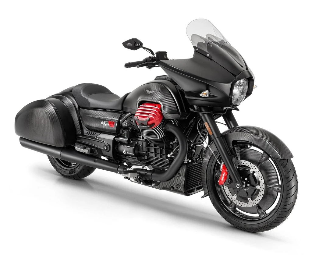 Moto Guzzi MGX-21 Flying Fortress (2016 - 2017)