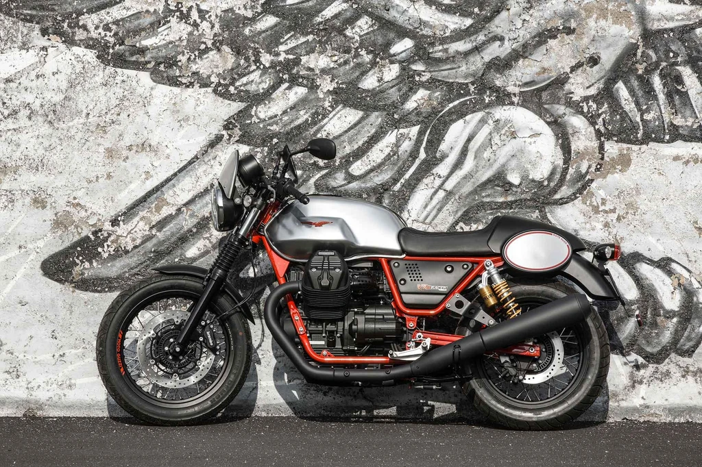 Moto Guzzi V7 III Racer (2017 - 2018)