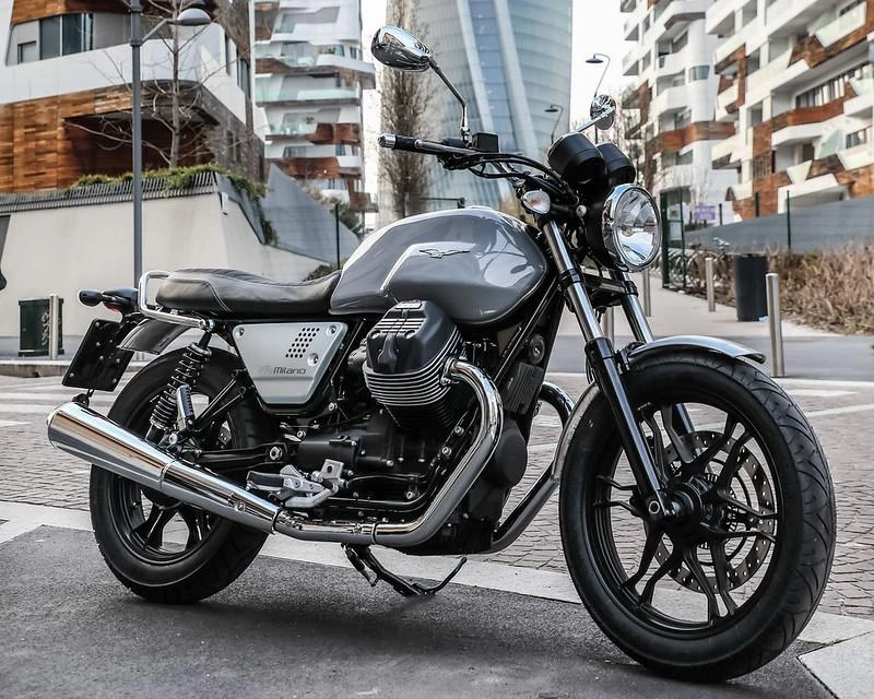 Moto Guzzi V7IIIMilano (2018 - 2019)