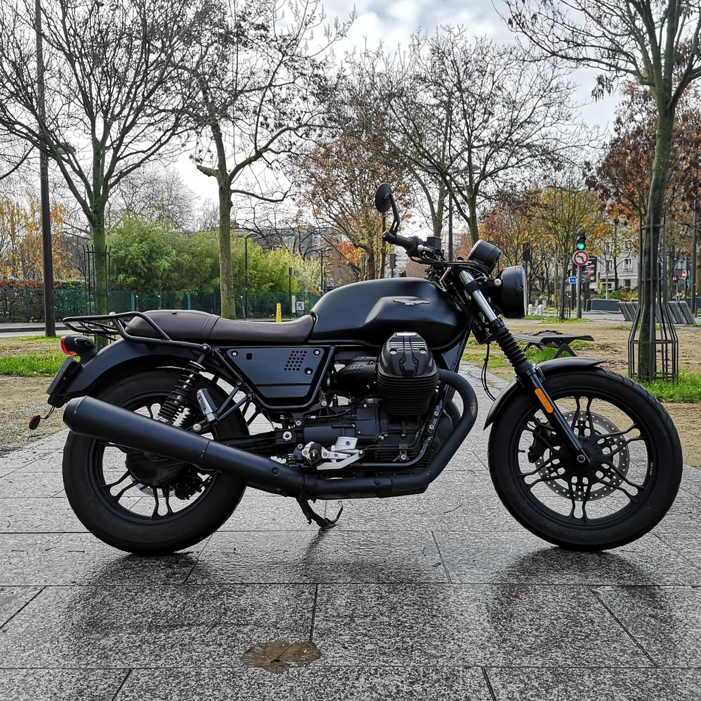Moto Guzzi V 7 III Stone S (2020)