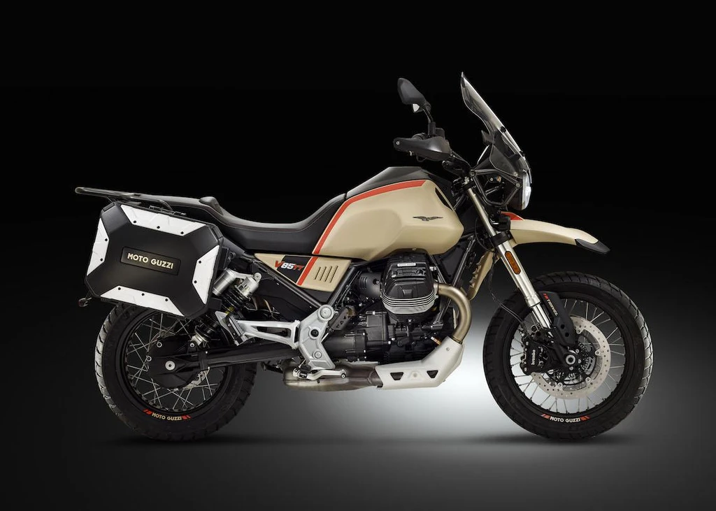 Moto Guzzi V85 TT Travel (2020)