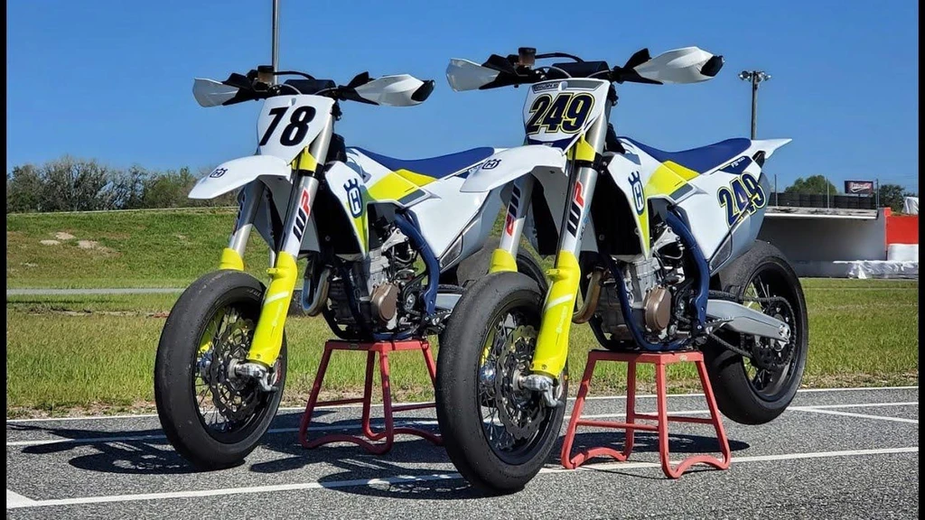 Husqvarna FS 450 Supermoto (2021)