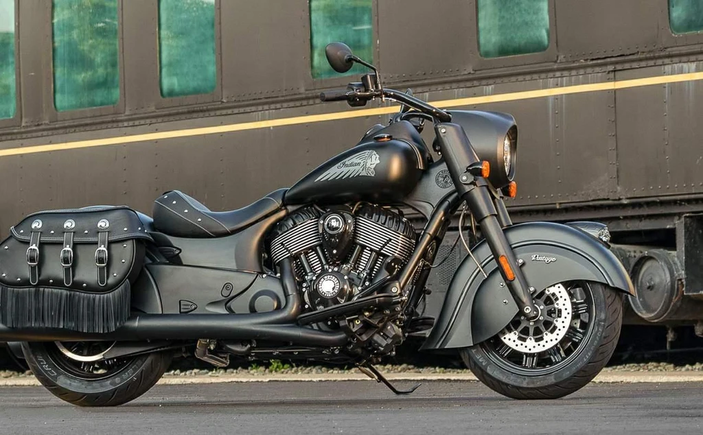 Indian ChiefVintage Dark Horse (2021)