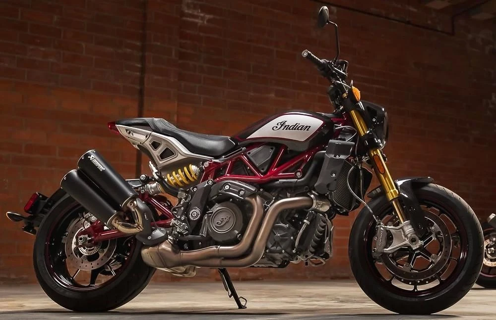 Indian FTR 1200R Carbon (2021)