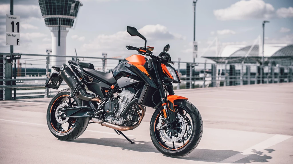 KTM 890 Duke (2021)