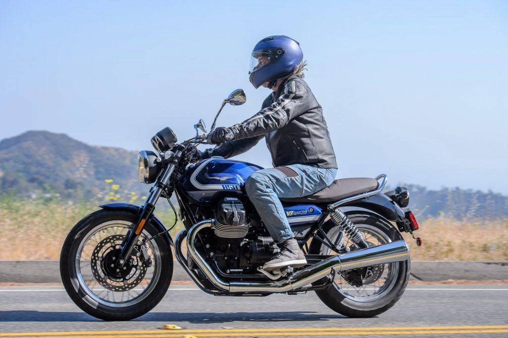 Moto Guzzi V7 Special (2021)