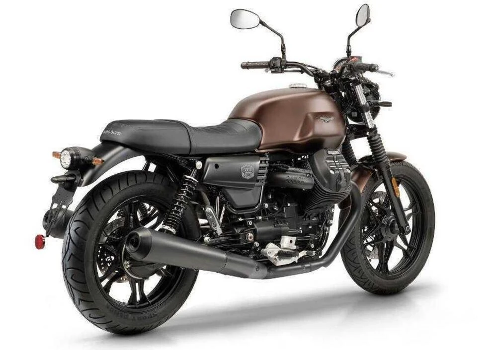 Moto Guzzi V7 Stone (2021)