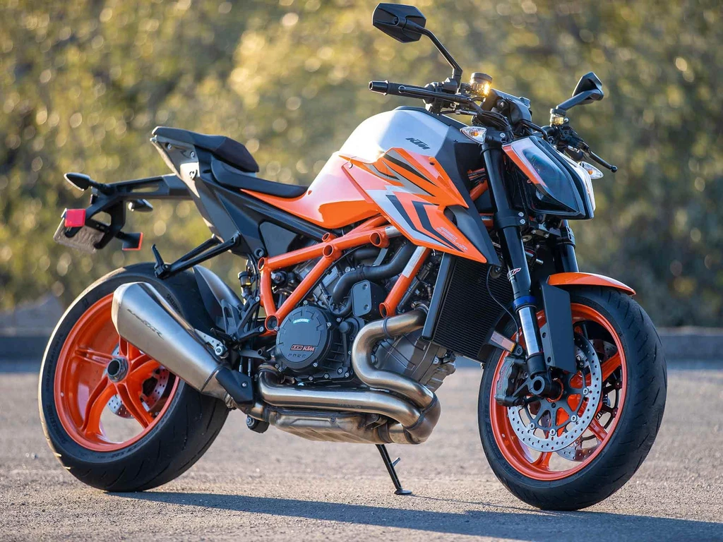 KTM 1290 Super Duke R Evo (2022)